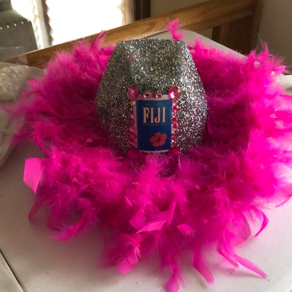Cowboy party hat featuring Fiji